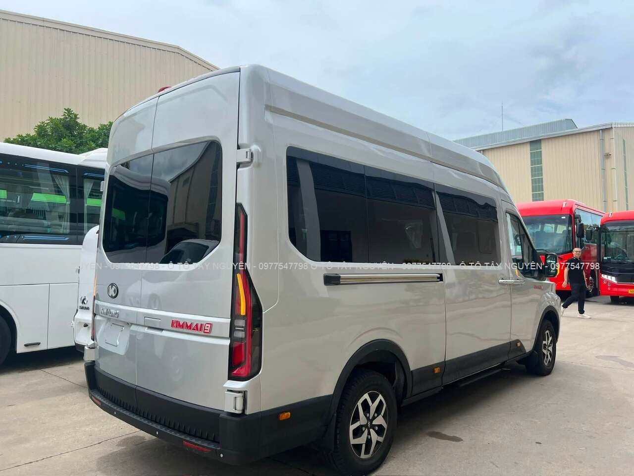 Kim Mai 9 16 chỗ diesel